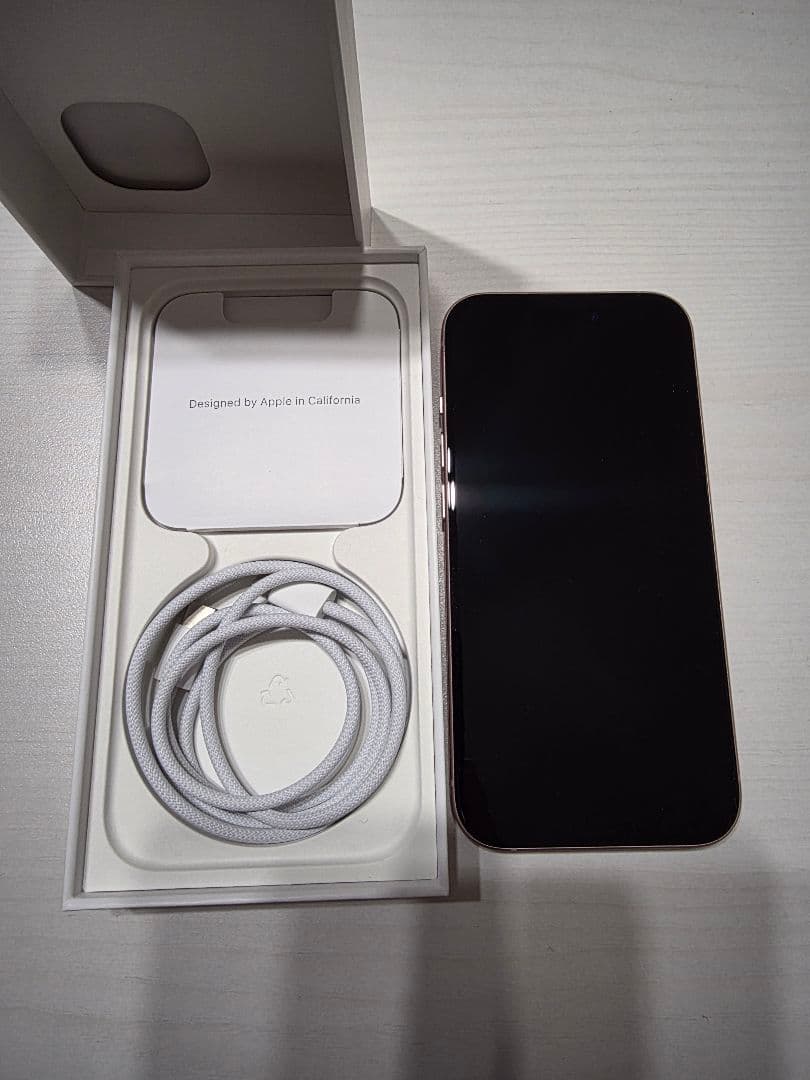 【美品】iPhone15 ピンク 128GB
