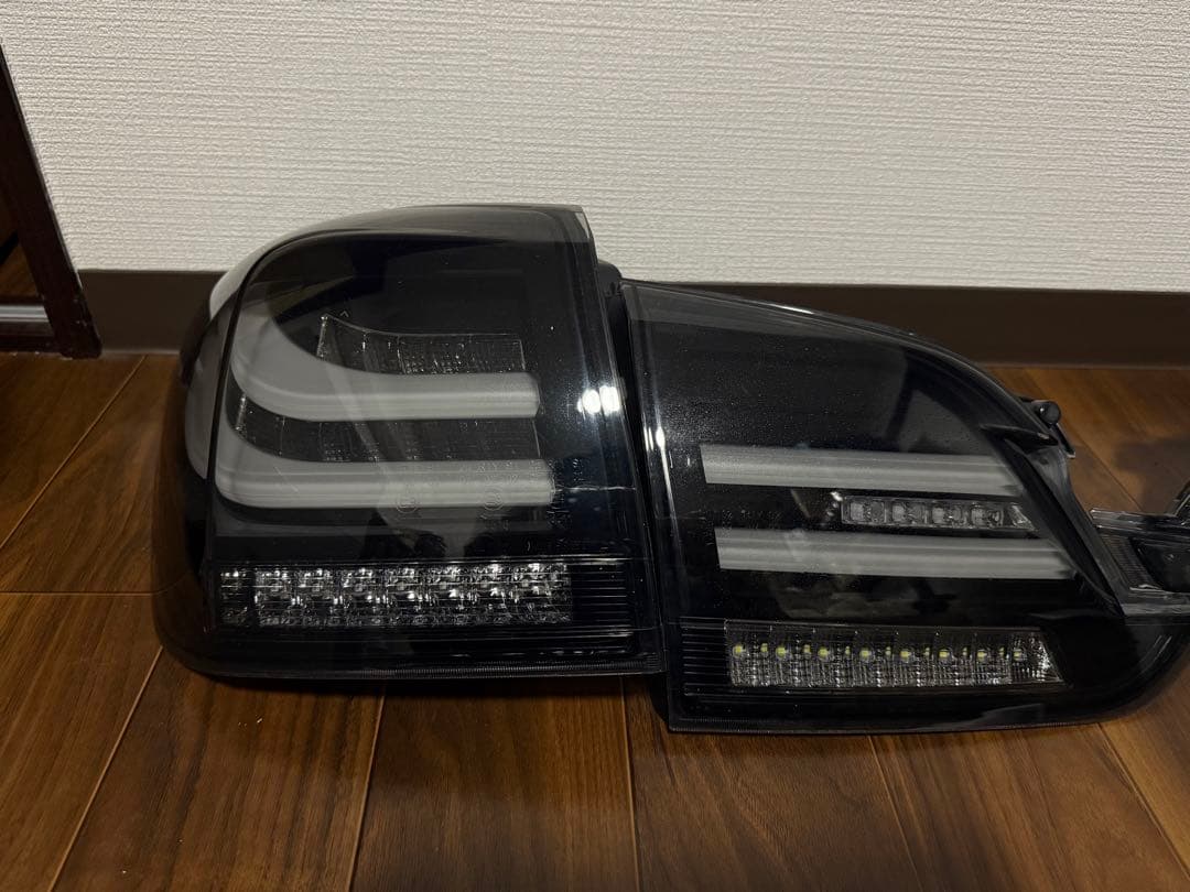 廃盤品 CORAZON コラゾンLEDテールランプ LEVORG レヴォーグ