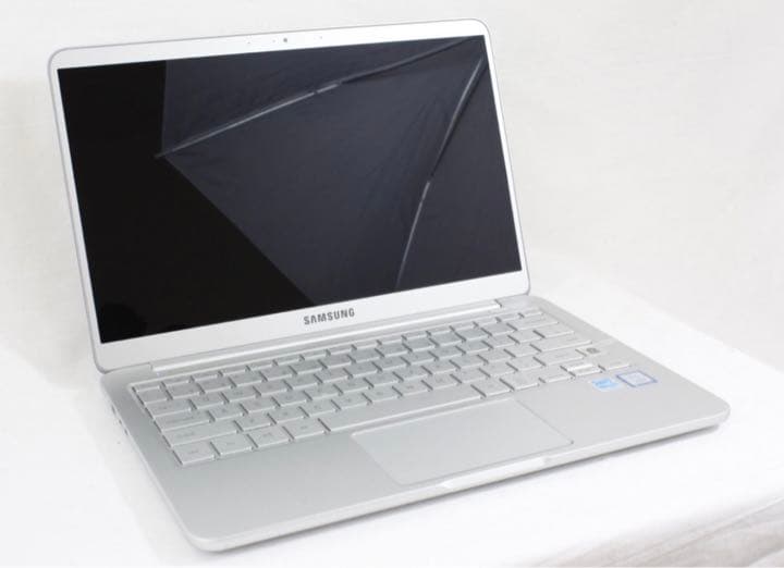 【BIG-SALE】ノートパソコン　SAMSUNG