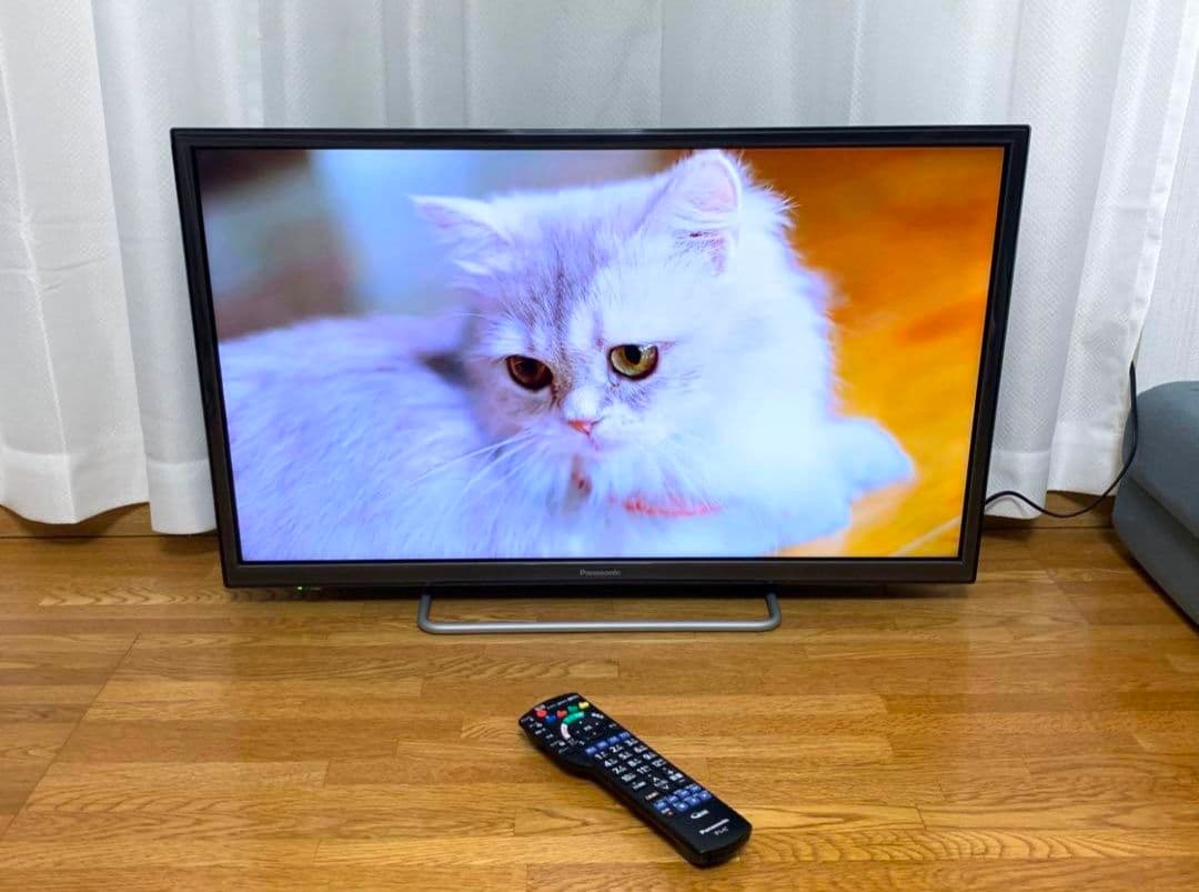 パナソニック 32型 スマートテレビ YouTube等⭕️地上波 2018年製