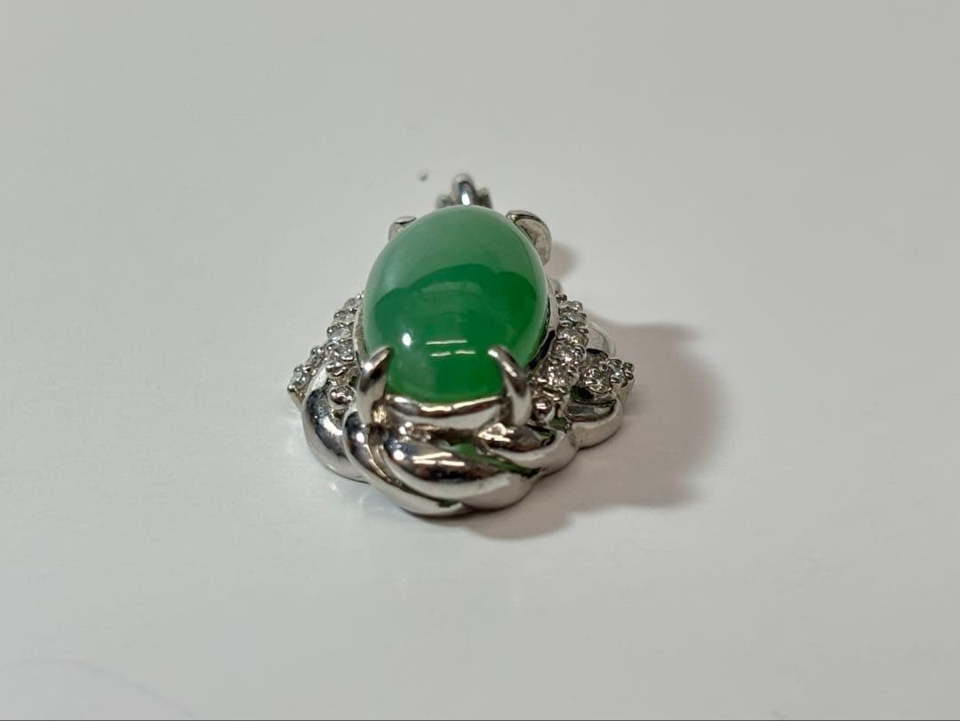 【PT900 /ネックレストップ 】 ダイヤモンド 0.24ct 緑石