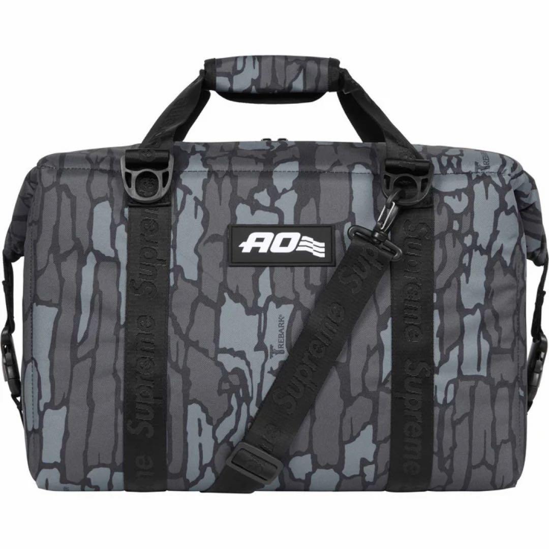 Supreme®/AO 24-Pack Cooler Bag 2024SS