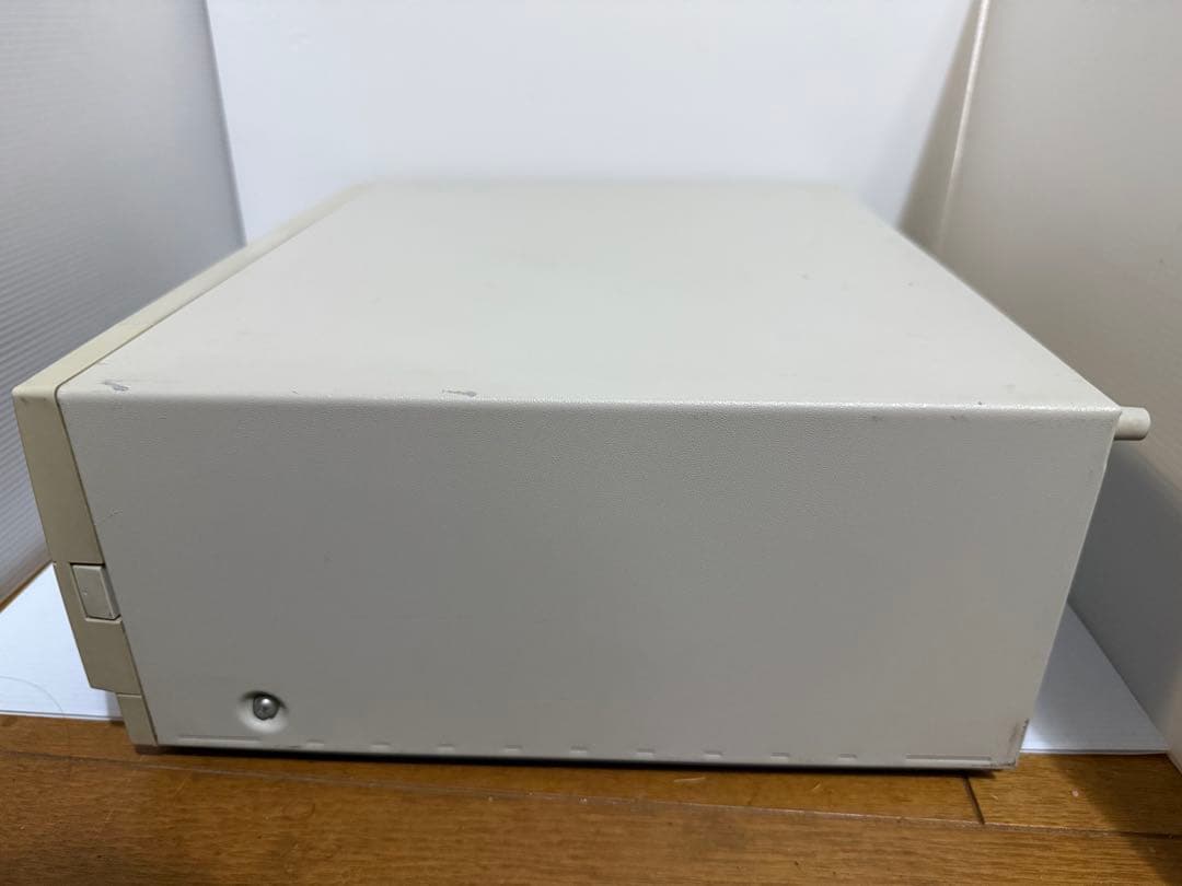 し*ん様 【メンテナンス済】PC-9821As3 ファイルベイモデル