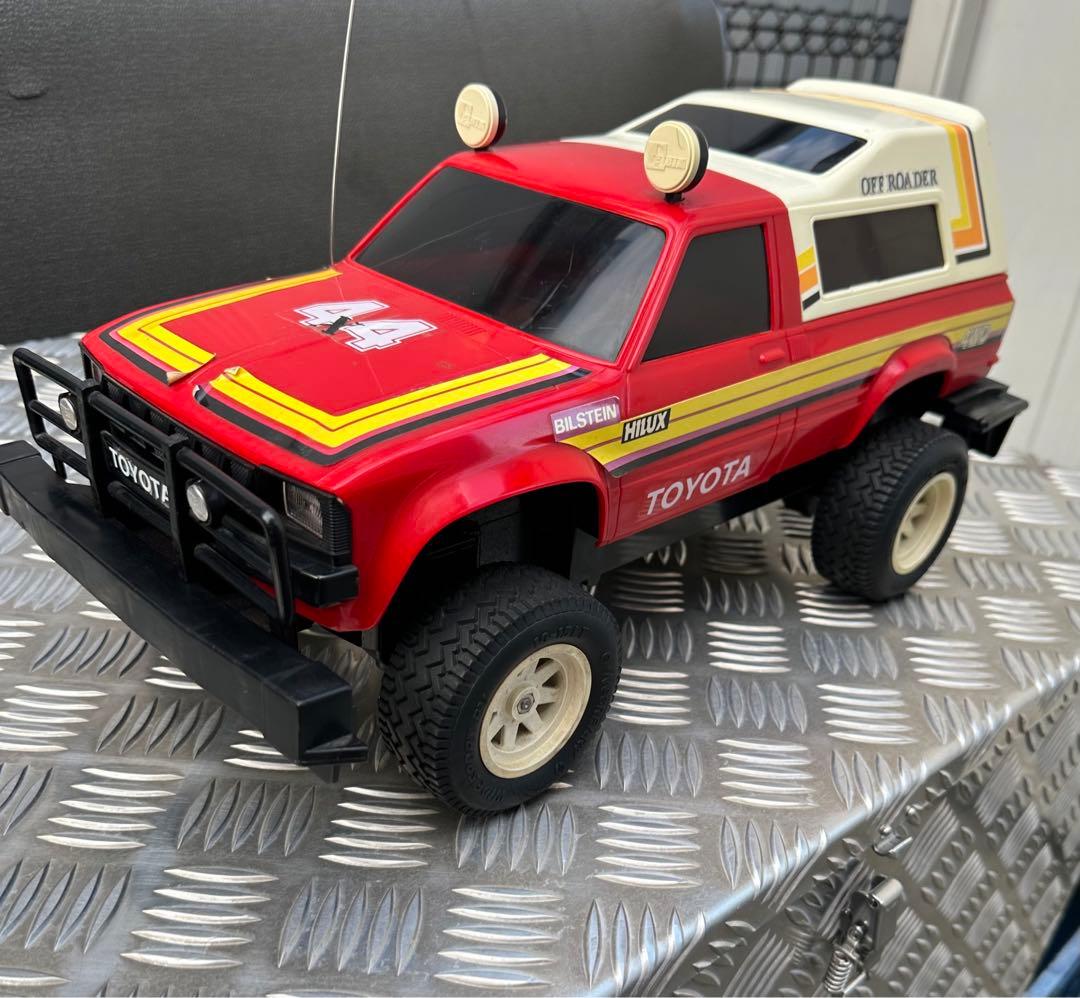 TOYOTA ハイラックス　4WD ラジコン　NIKKO 1/10