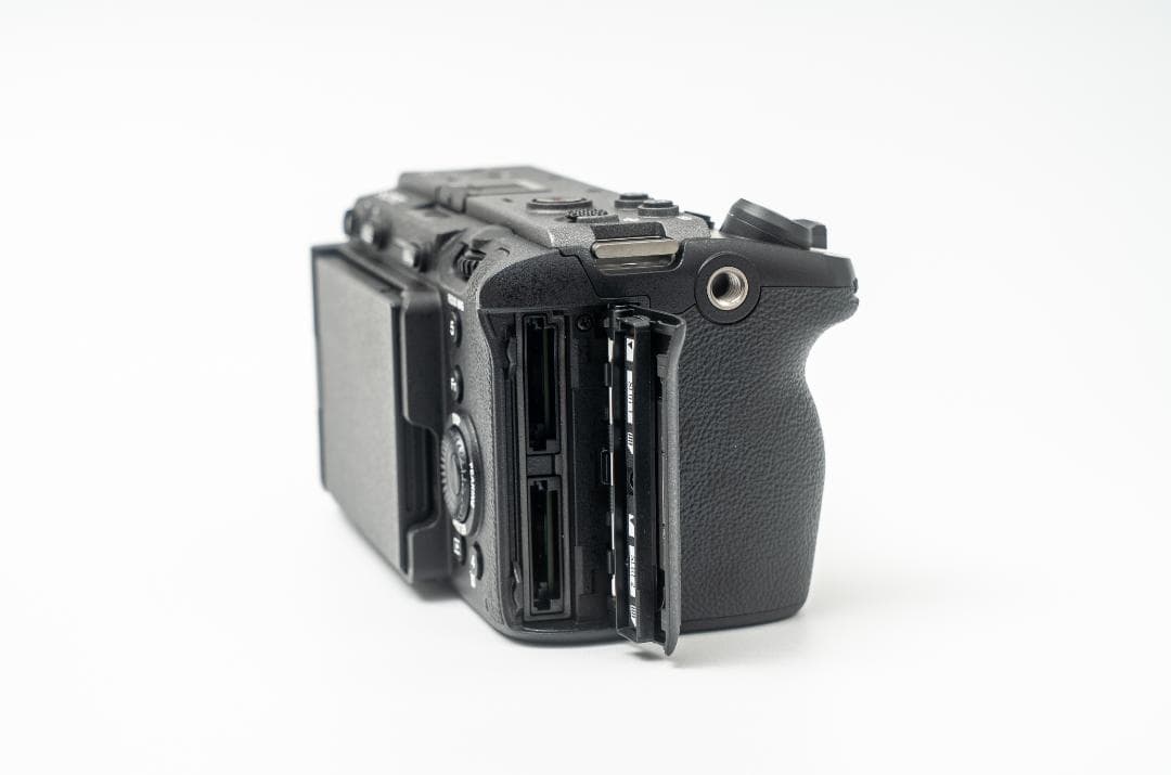 SONY FX3 美品｜撮影枚数827枚｜ボディのみ｜元箱・付属品完備｜使用極少