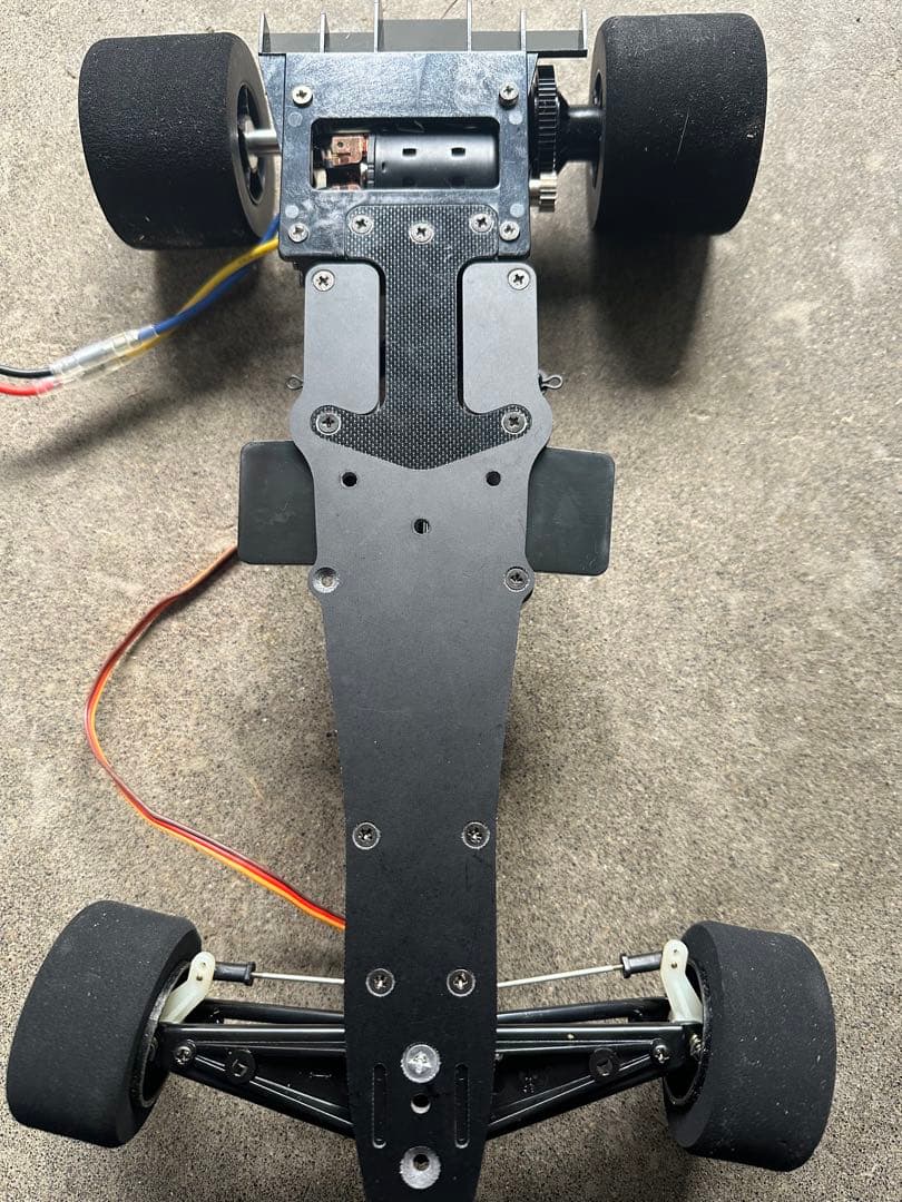 タミヤ　1/10ラジコンF104シャーシ