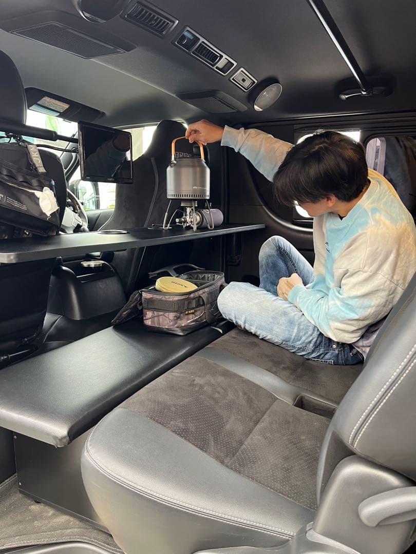 かみさん予約　ハイエース　折り畳み　セカンドテーブル　金具のみ