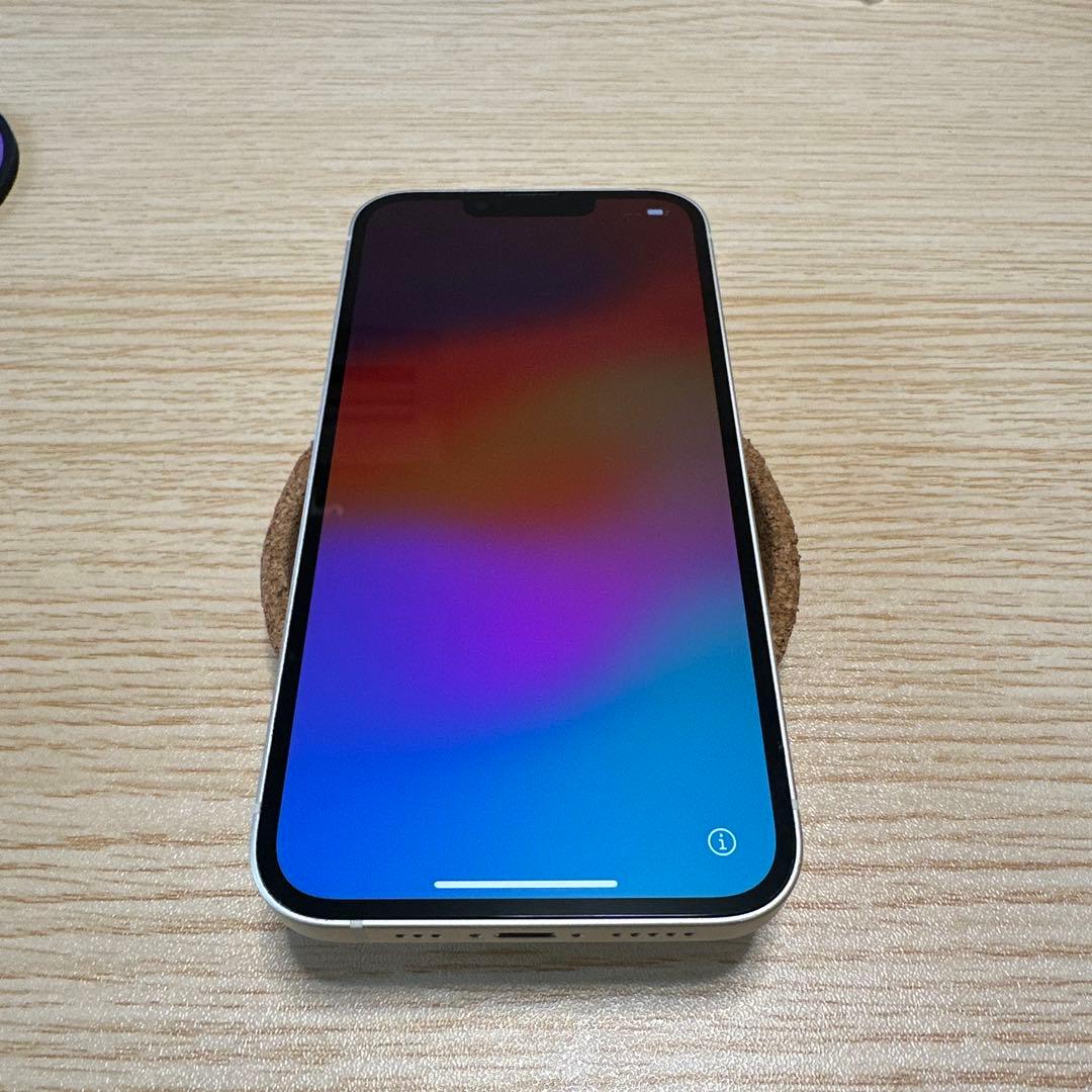 Apple iPhone 13 スターライト 本体　128GB