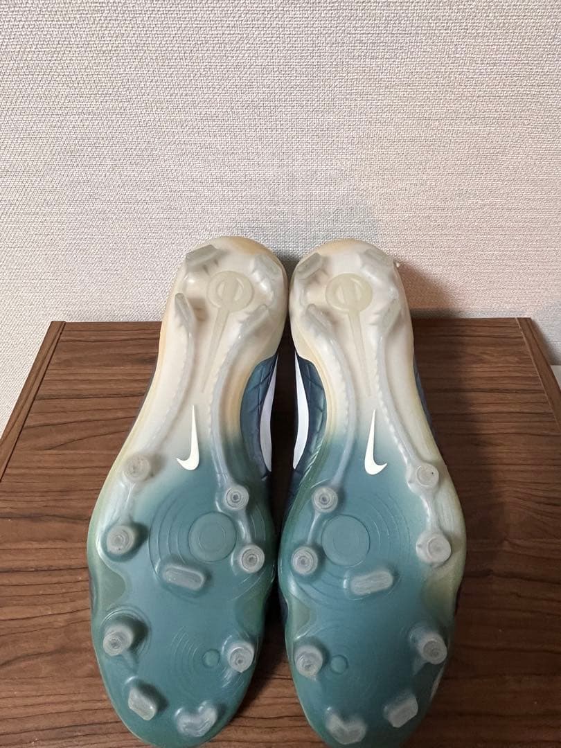 NIKEサッカースパイク ティエンポンエリート 30周年モデル　28cm FG