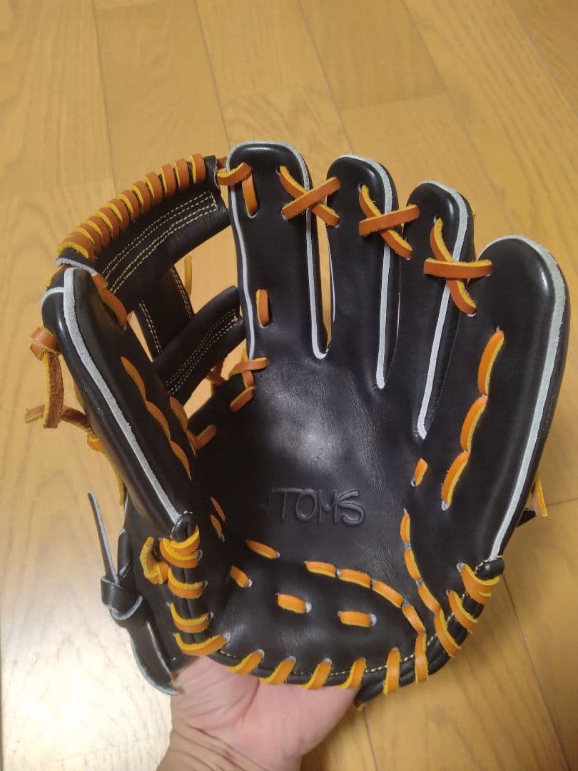 ATOMS 軟式グローブ 026型 黒/オレンジ 新品未使用
