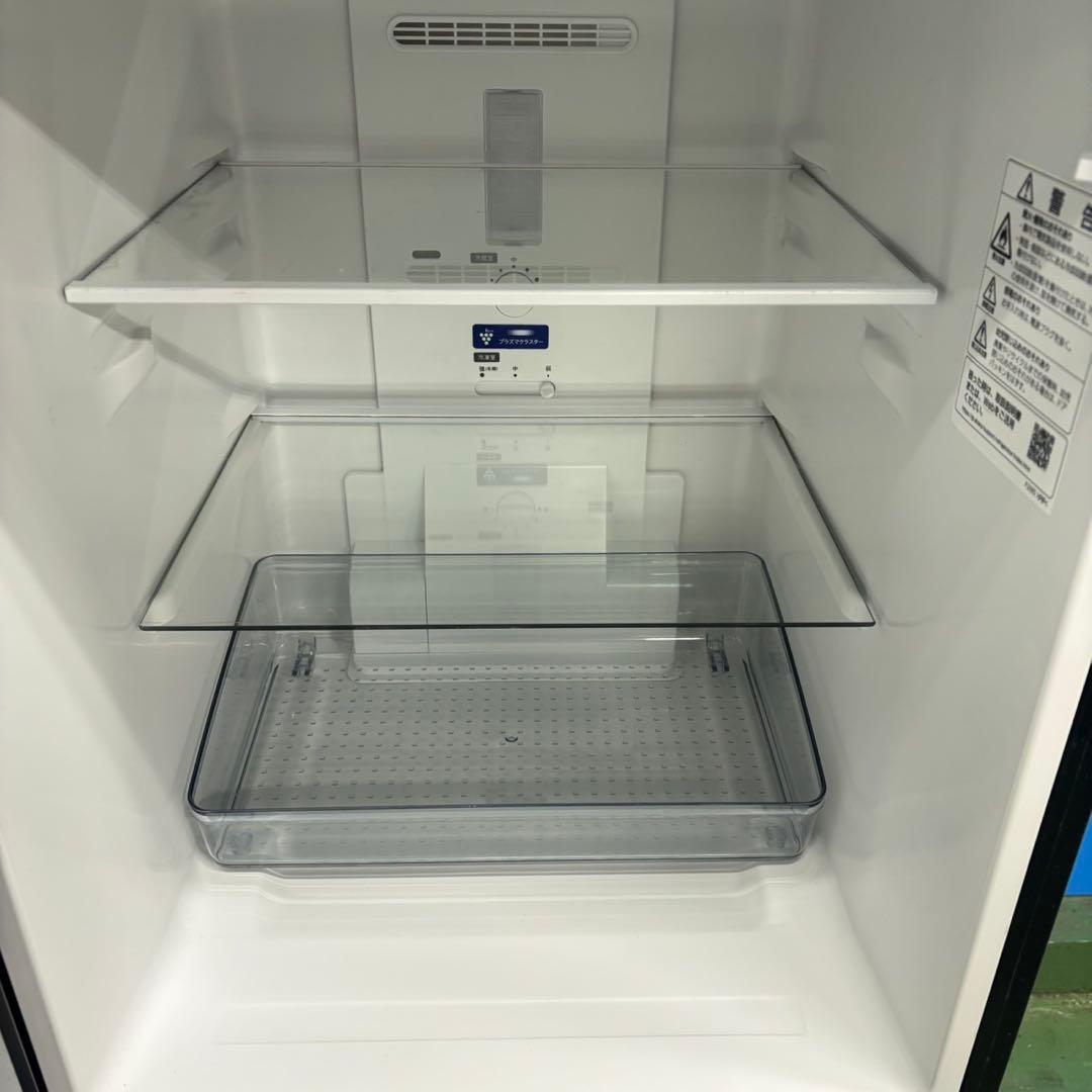 665 SHARP 付け替えどっちもドア　冷蔵庫　152L 100L強　小型