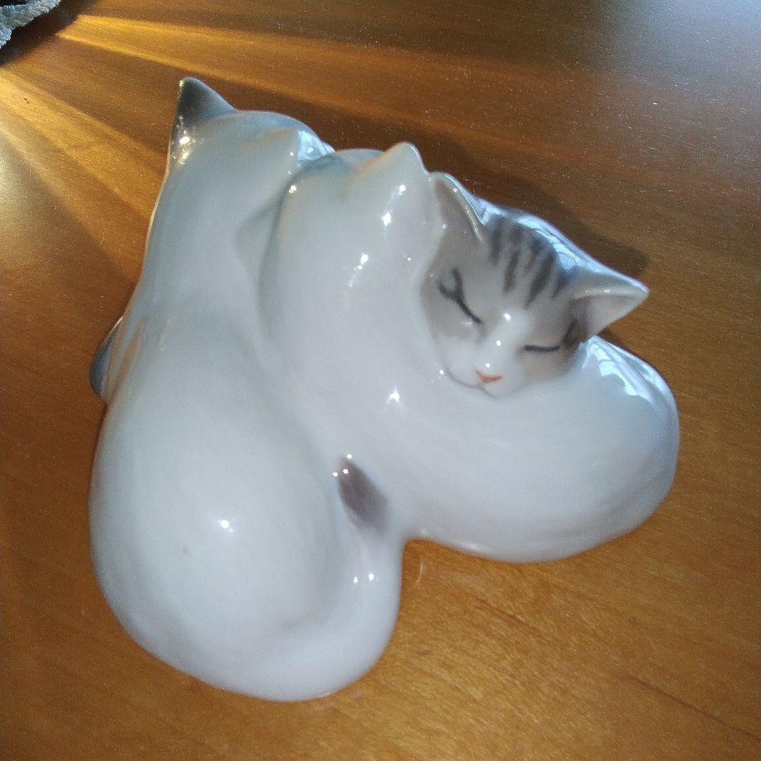 ロイヤルコペンハーゲン 猫の置物 陶器