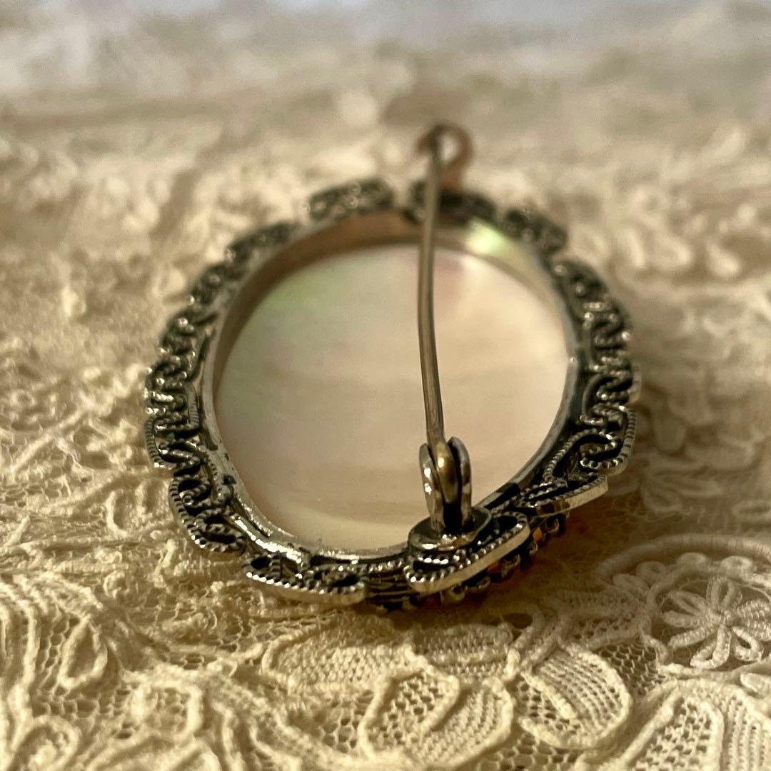 純銀製エーデルワイスブローチ&白蝶貝ブローチ　フランスアンティークヴィンテージ