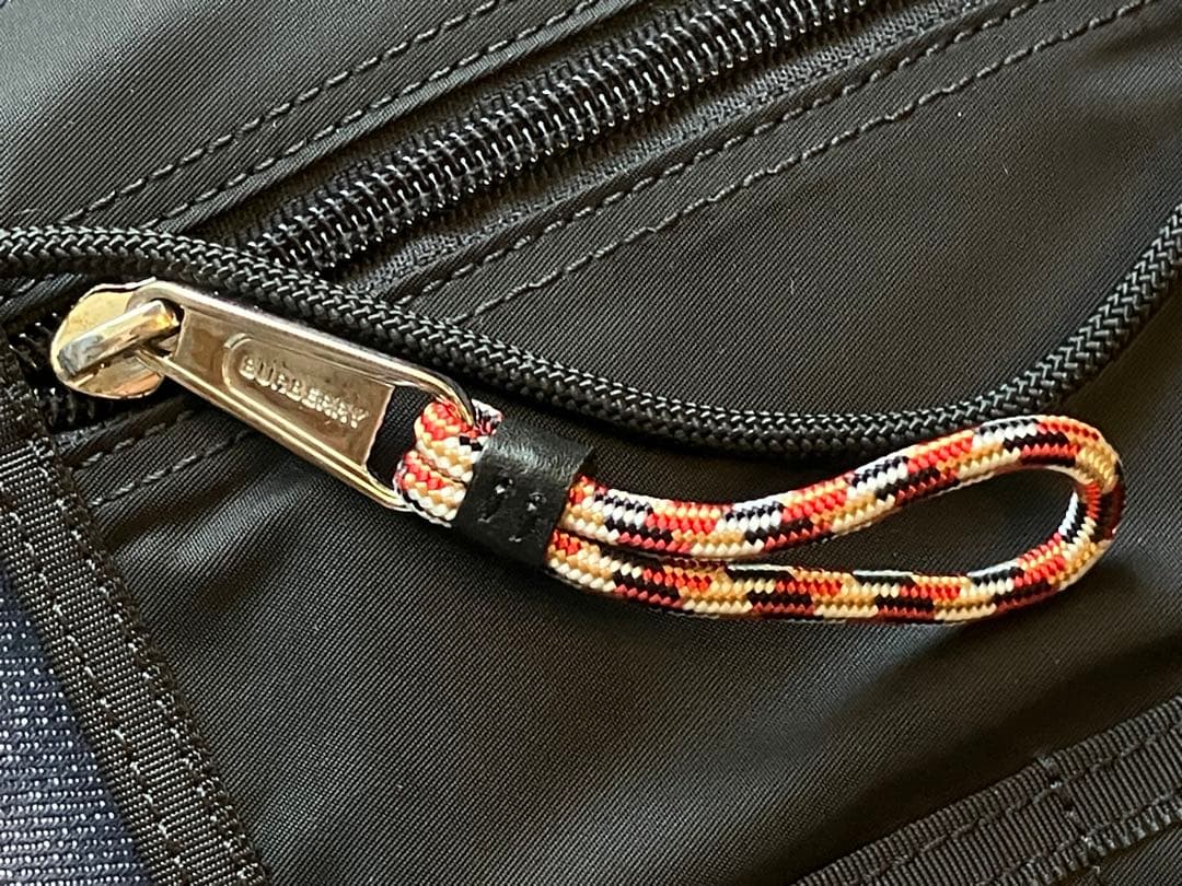 バーバリー BURBERRY ミニショルダーバッグ 黒/白8014730 未使用