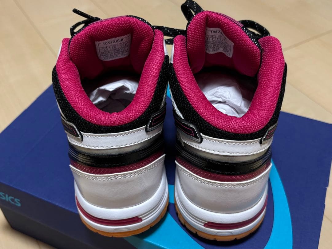 asics バレーボールシューズ 23.5cm