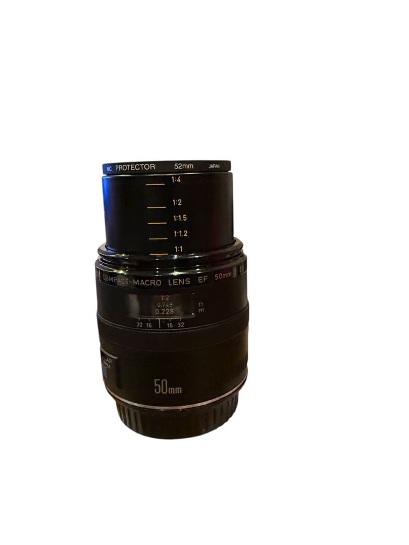 Canon EF 50mm f/2.5 コンパクトマクロレンズ