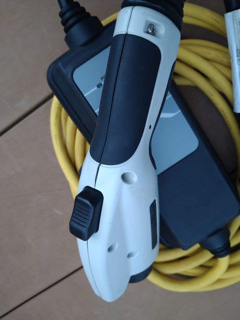 BMW PHEV充電コード