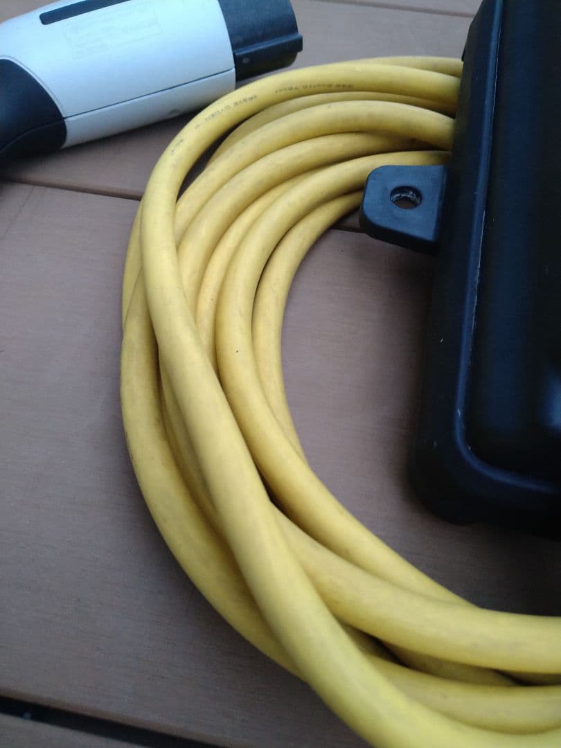 BMW PHEV充電コード