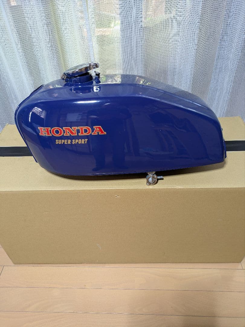 CB400Fタンク