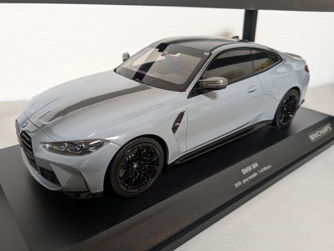ミニチャンプス　BMW M4　ミニカー　ベンツ　オートアート　京商 1/18