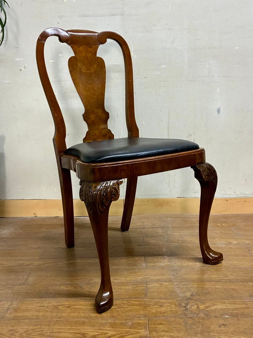 管445☆イギリス製☆Lloyd's Antiques☆クィーンアンチェアー