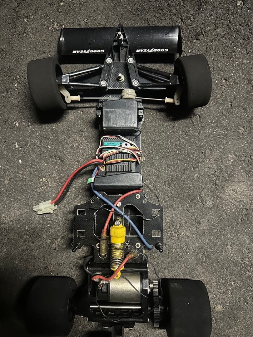 タミヤ 1/10 F102 フェラーリ F1 ラジコン　シャーシ