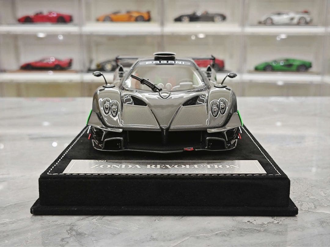 新発売 入手困難 HH モデル 1/18 パガーニ Zonda グレーカーボン