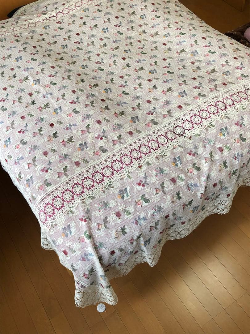 ベッドカバー