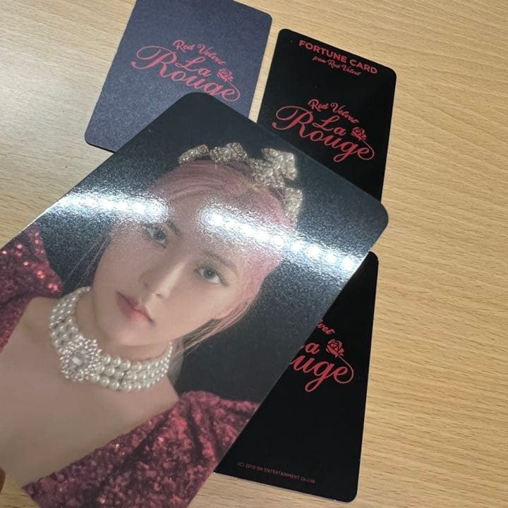 × ㊵RedVelvet レドベル トレカ LaRouge イェリ