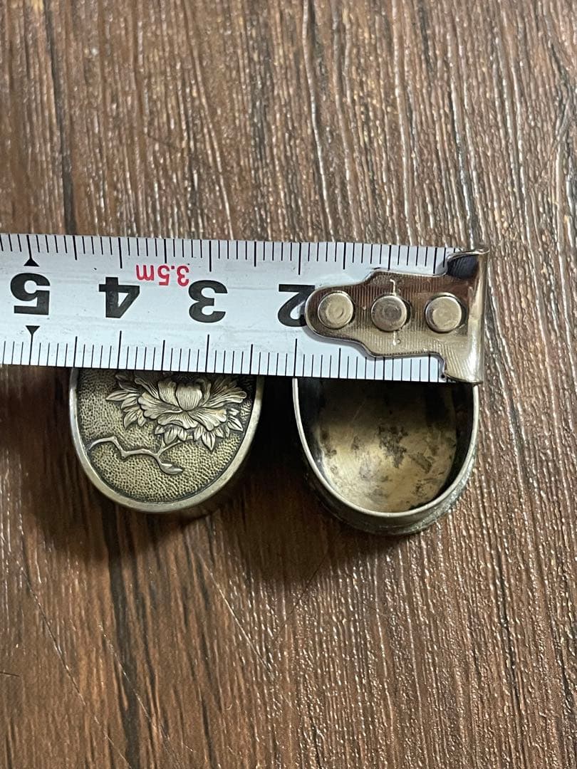 古董品/牡丹の花の彫刻付きアクセサリーケース