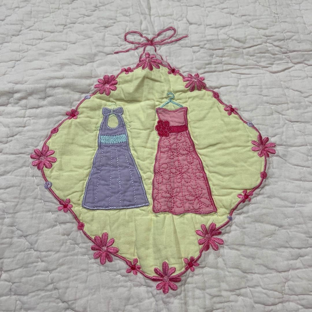 さらに値下げ！ローラアシュレイ　敷きマット　刺繍