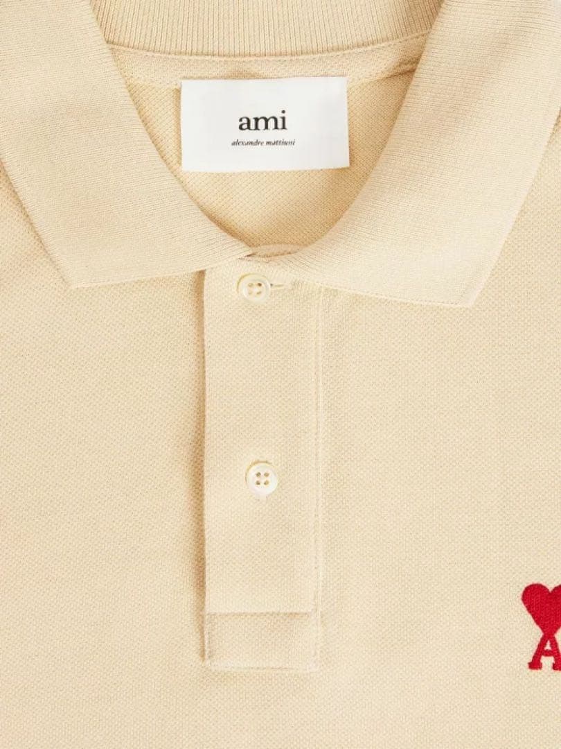 ami ベージュ ポロシャツ ハート刺繍