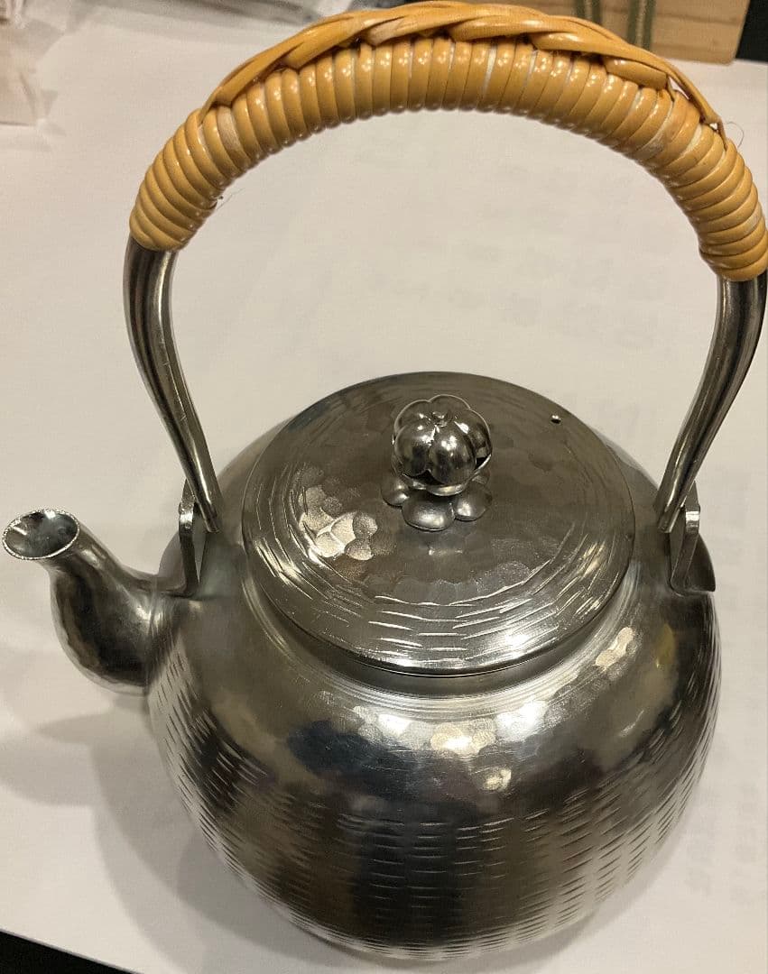 茶道具　湯沸かしと五徳と土風炉