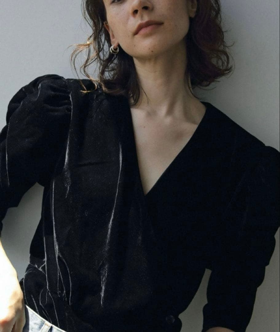【anuke】アンヌーク Velour Gather Blouse
