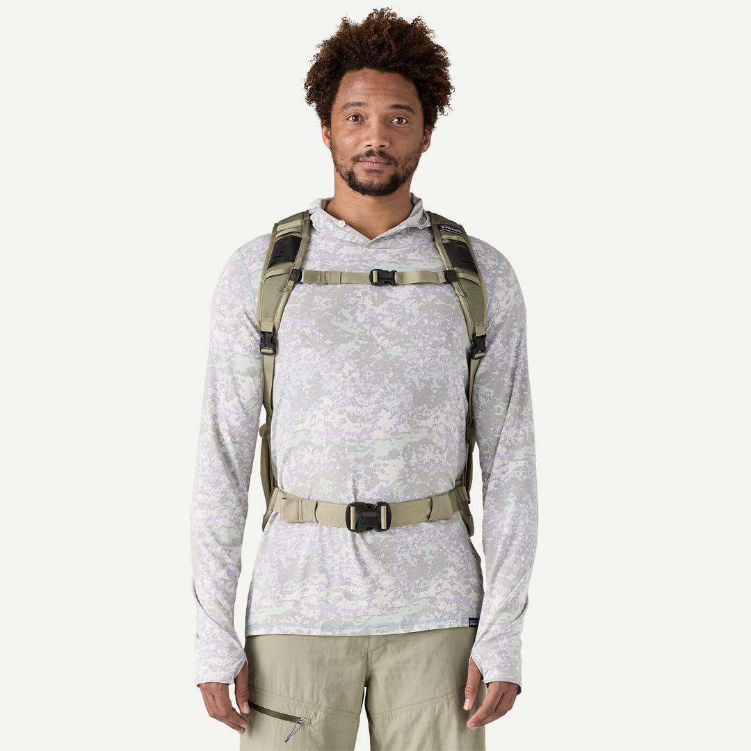 新品 patagonia ステルス バックパック 25L
