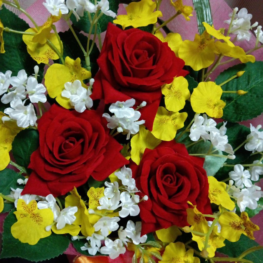 造花　赤い薔薇　オンシジウム　アレンジ　御祝　母の日　誕生日