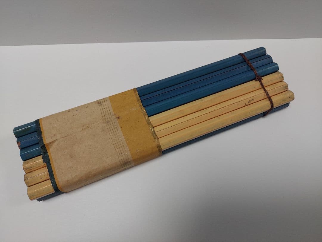 レトロ鉛筆、昭和レトロ、鉛筆、廃盤、日本文具　Japanese pencil