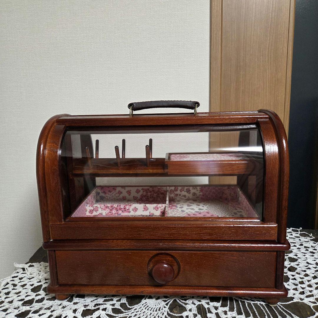 可愛い過ぎるソーイングボックス　裁縫箱　ヴィンテージ