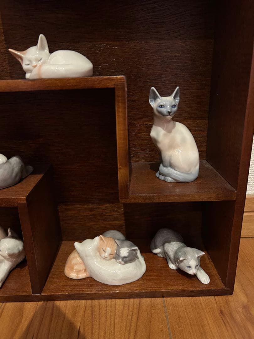 ロイヤルコペンハーゲン猫12ミニキャットコレクションフィギアひな祭りネコの日レア