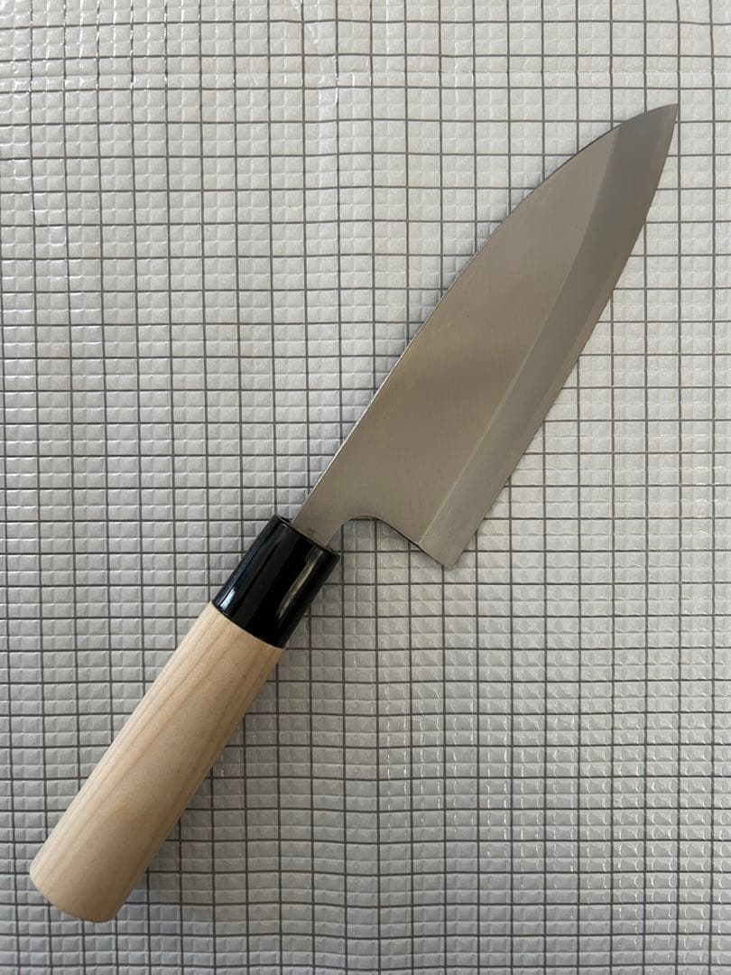 出刃 包丁 150mm 出刃包丁 モリブデンバナジュウム鋼 朴丸柄 ①