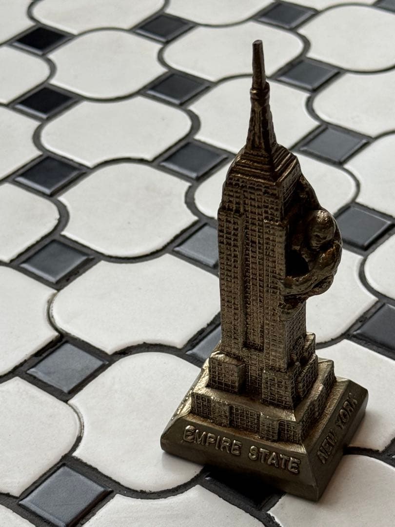アンティーク雑貨 Empire State Building with King Kong