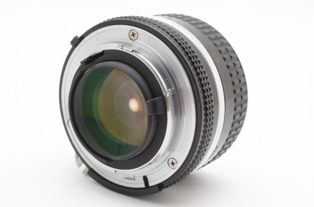 ア*ワ様 【美品】Nikon Ai-s 50mm f/1.4 単焦点 レンズ ニ