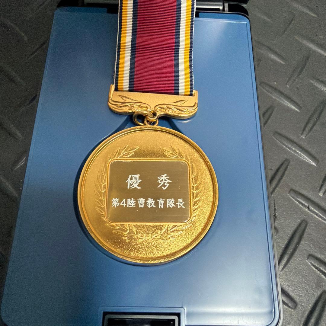 金メダル SVTロゴ入り 特製ケース付き