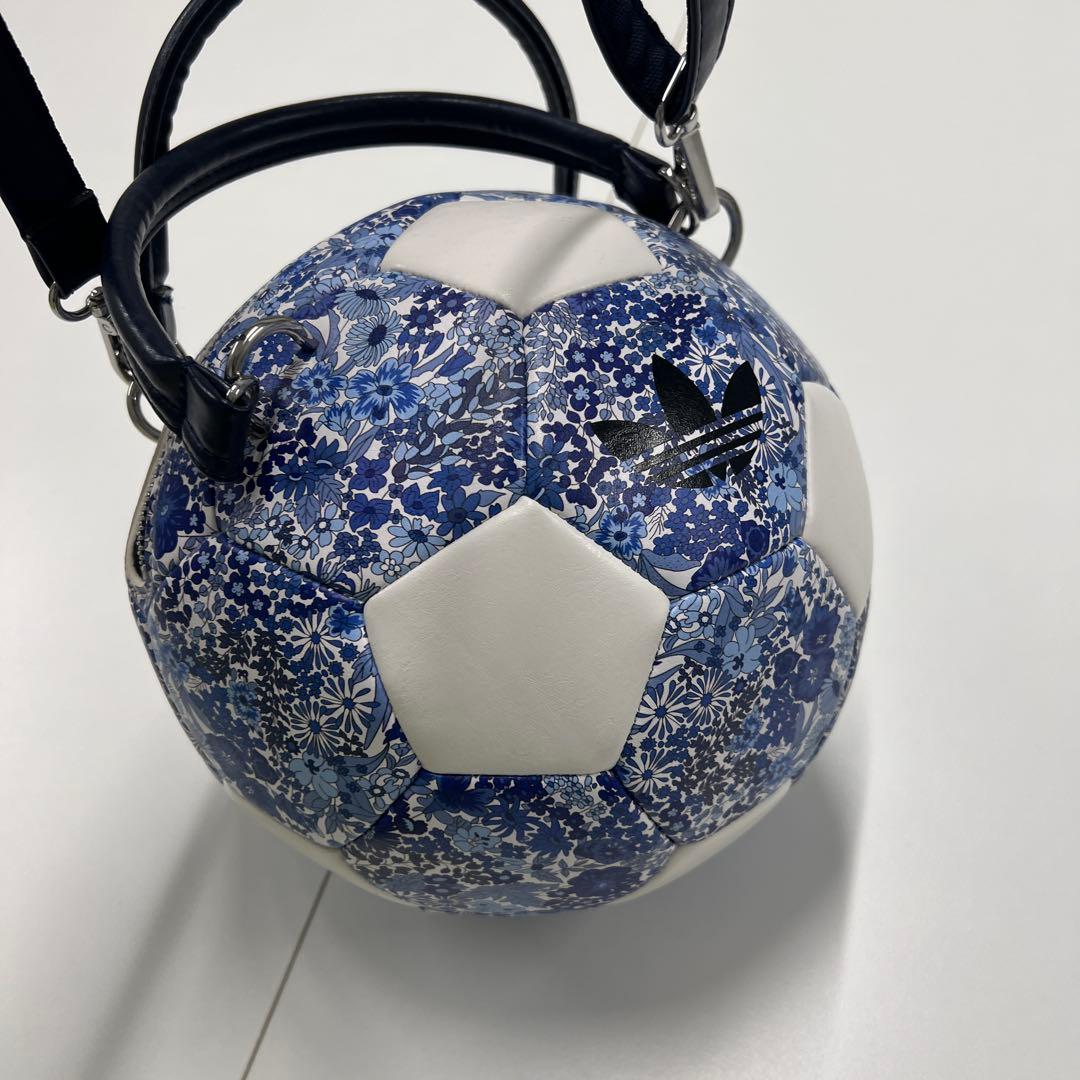 アディダス　サッカーボールバッグ