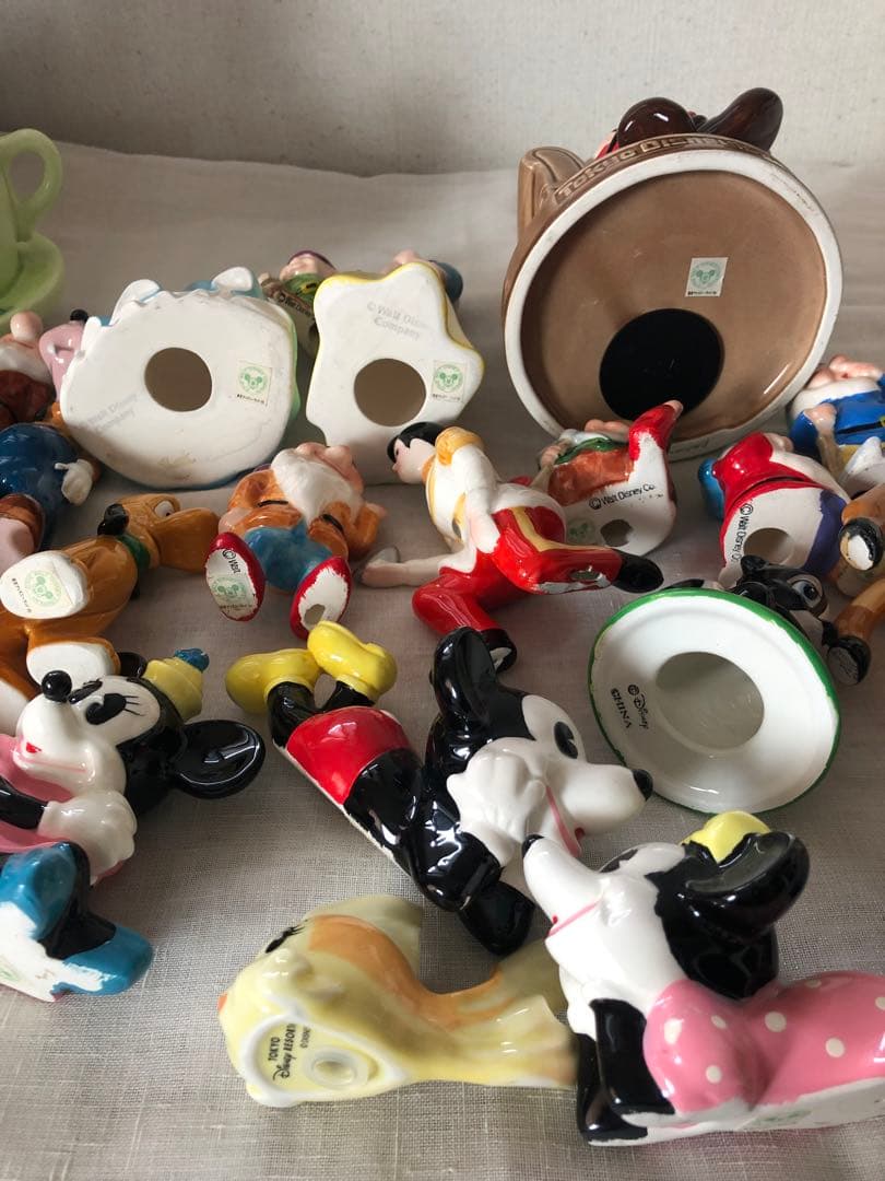 ディズニーキャラクター 陶器フィギュア 約20体セット