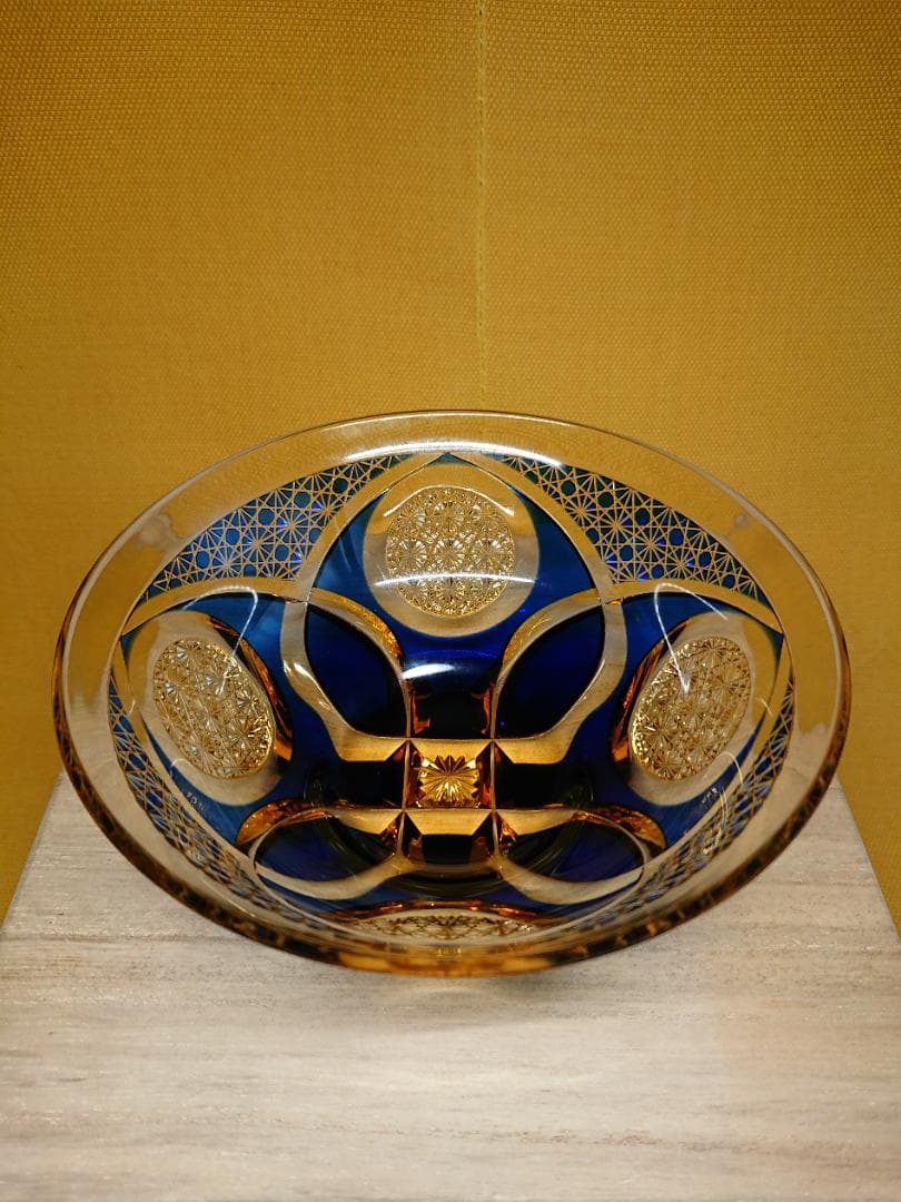 【美品】江戸切子　ガラス　但野英芳　置物　インテリア　工芸品　美術品　A3126