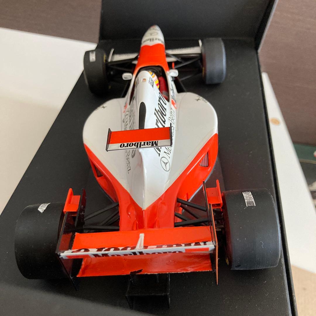 ミニカー Marlboro McLaren Mercedes MP4/10 1/18