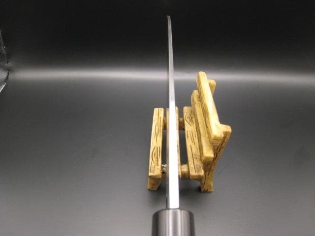 [新品未使用] 三徳 170mm 青紙2号 ダマスカス10層 朴木 丸形 水牛