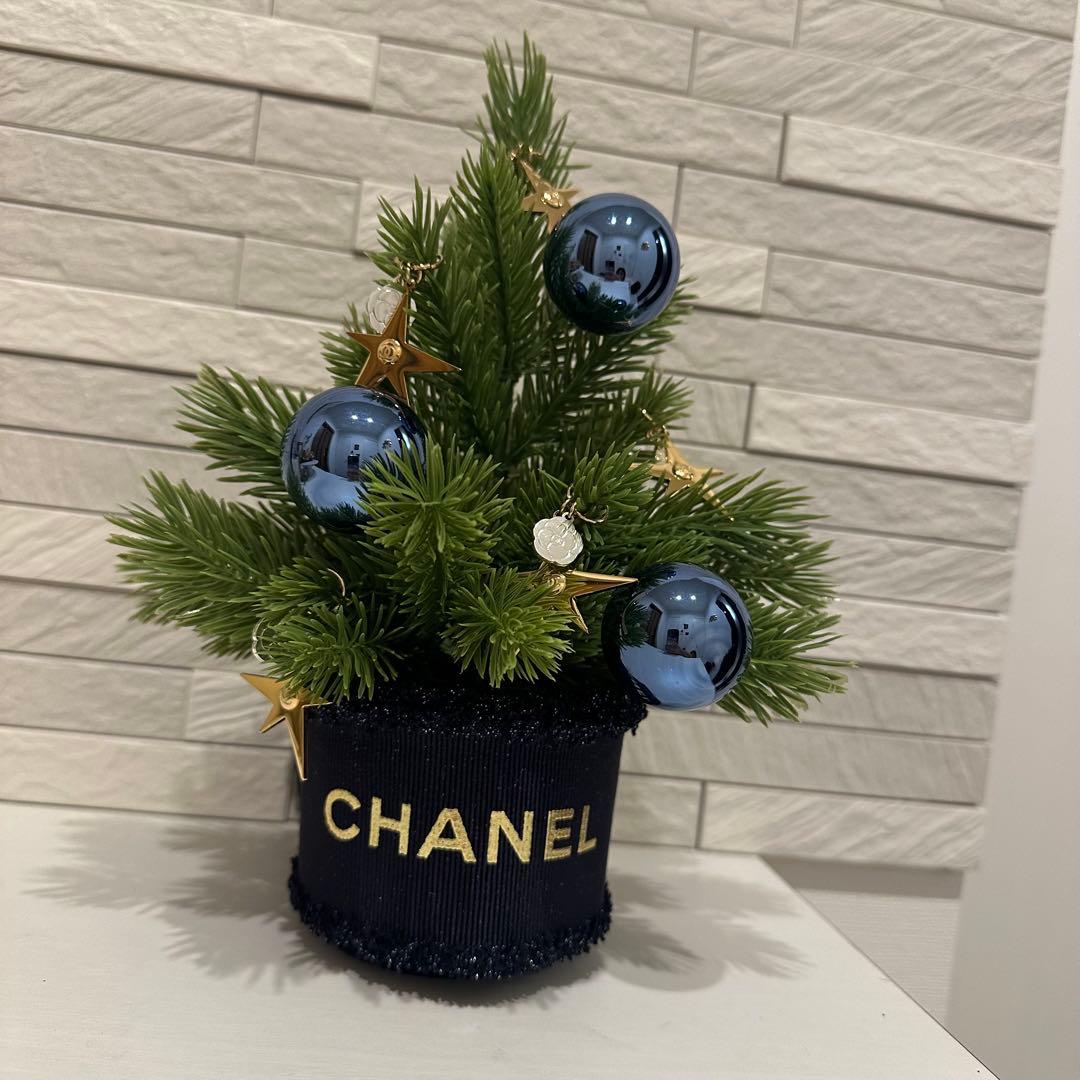 CHANEL シャネル　クリスマスツリー　ミニ　ノベルティ　オーナメント ツリー