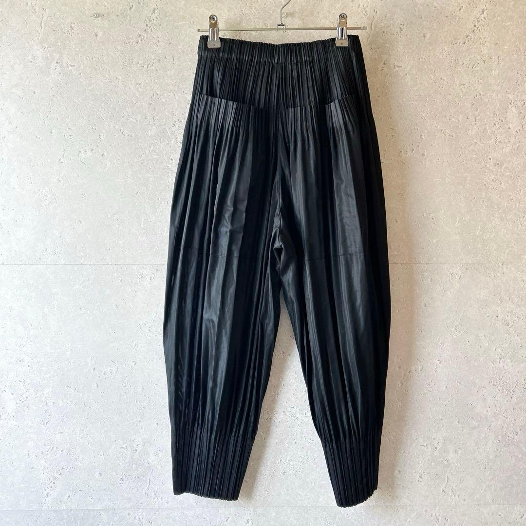 PLEATS PLEASE✨FLUFFY BASICSプリーツサルエルパンツ